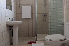 Twin Suite Bathroom Toilet Shower Kampala Hotel