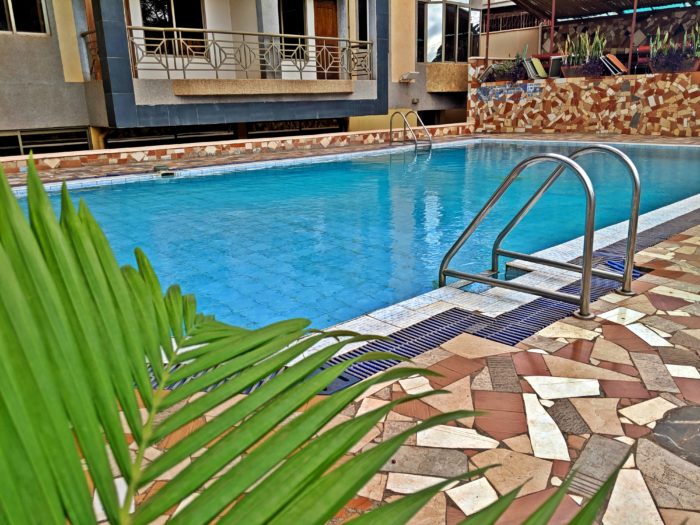 swimming-pool-kampala-hotel